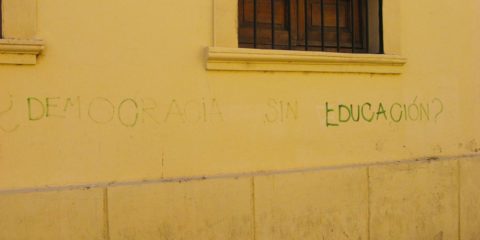 ¿democracia sin educacion? - Cordoba -Argentina