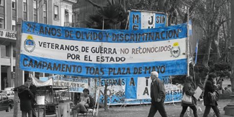 Veteranos de las Malvinas en Plaza de Mayo - Buenos Aires - Argentina