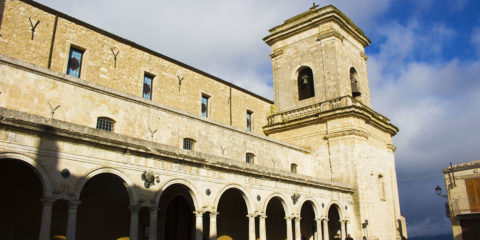 Chiesa dei Santi Apostoli Pietro e Paolo