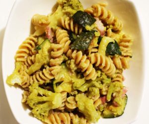 pasta-zucchine-pancetta-cavolfiore1