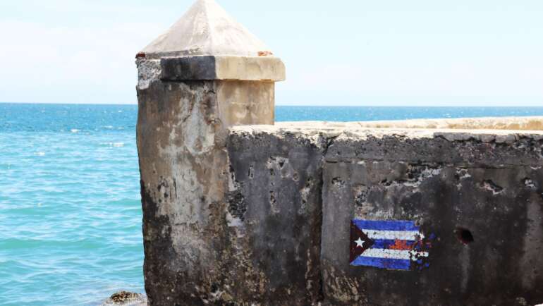 cuba-mare-bandiera